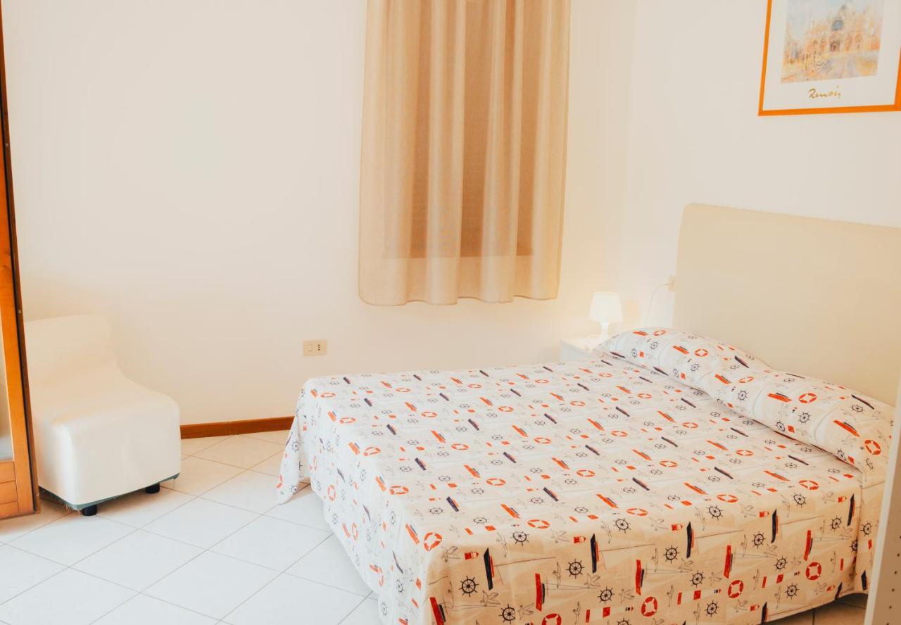 Hotel Villa Rosa Porto Azzurro Extérieur photo