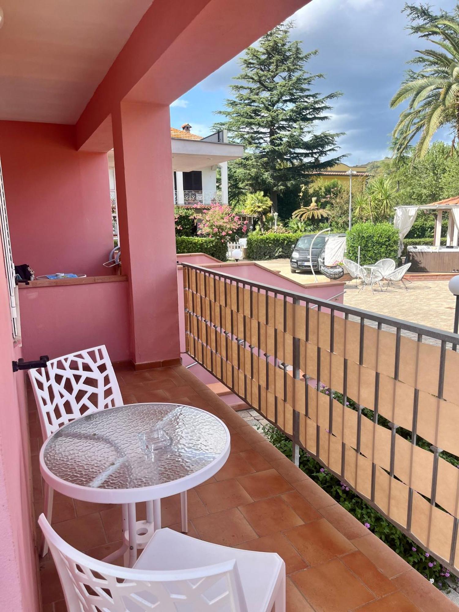 Hotel Villa Rosa Porto Azzurro Extérieur photo