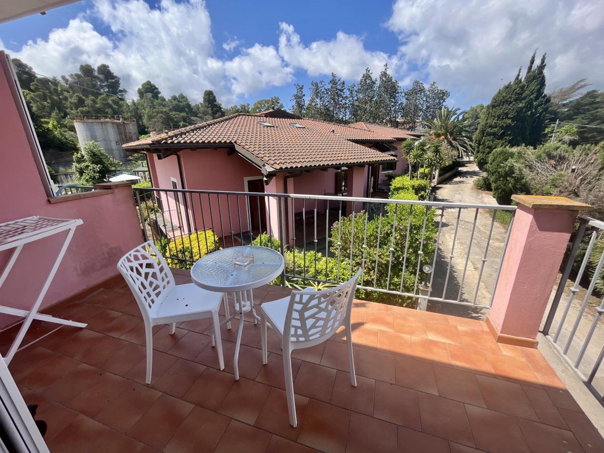 Hotel Villa Rosa Porto Azzurro Extérieur photo